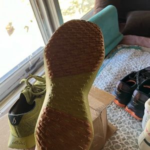 Green all birds sneakers size 8.5 women’s